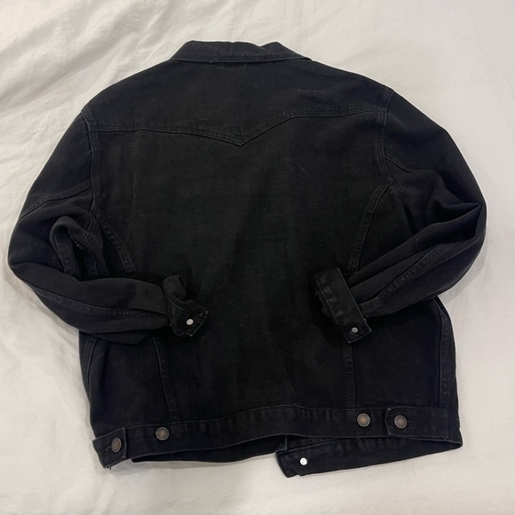 Princess Polly black oversized denim jacket size s/m - Picture 2 of 3